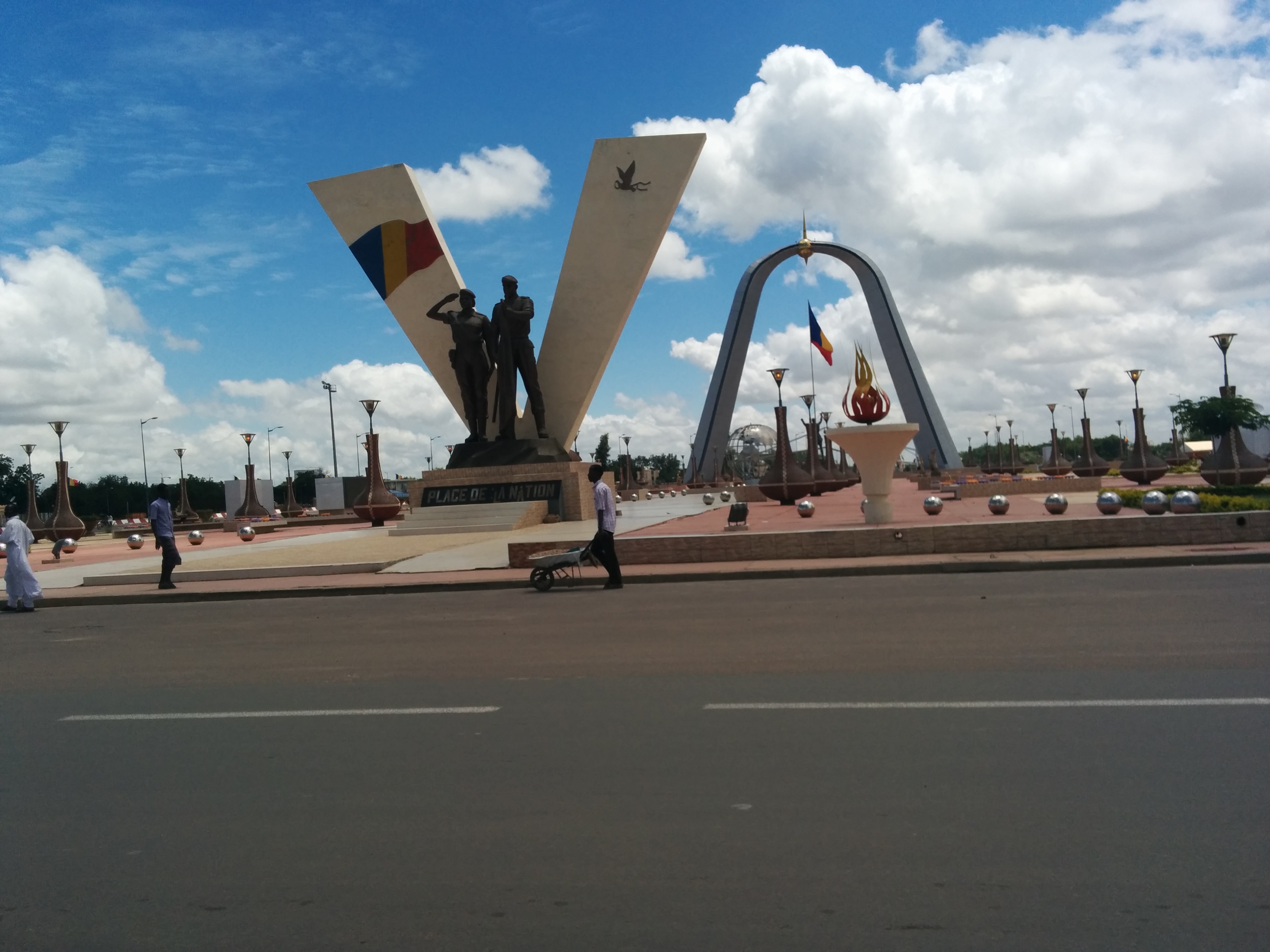 File Place De La Nation N Djamena Jpg Wikimedia Commons