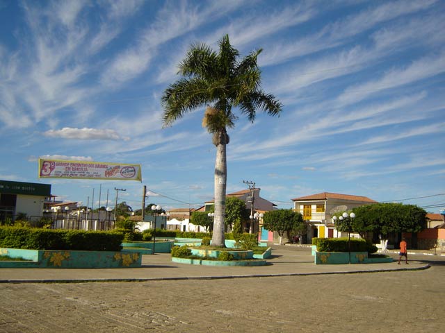 File:Praça 02.jpg