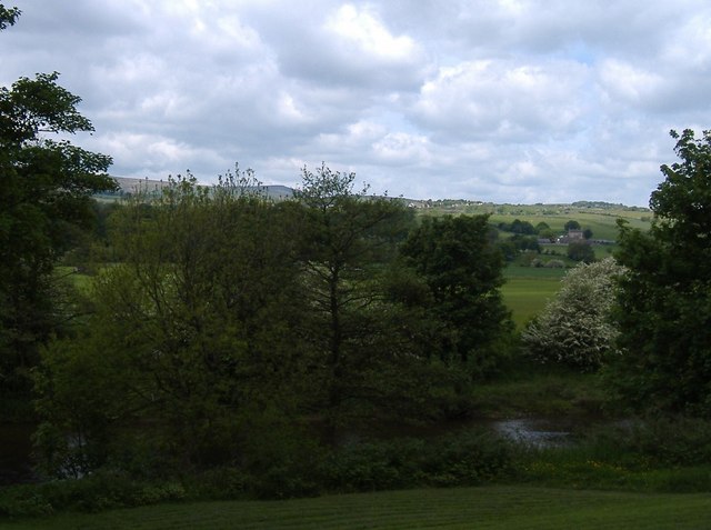 File:River Calder - geograph.org.uk - 381694.jpg