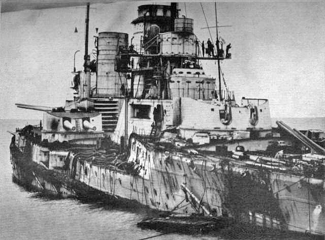 File:SMS Seydlitz damage.jpg