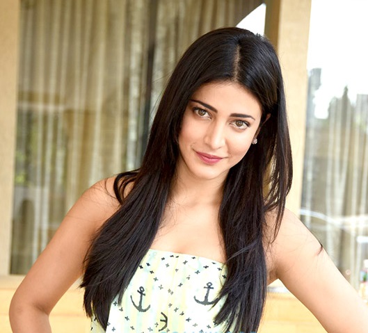 Shruti Hasan Xnxx Videos - File:Shruti Haasan grace the Carzonrent-Gabbar Is Back Meet &  Greet,2015.jpg - Wikimedia Commons