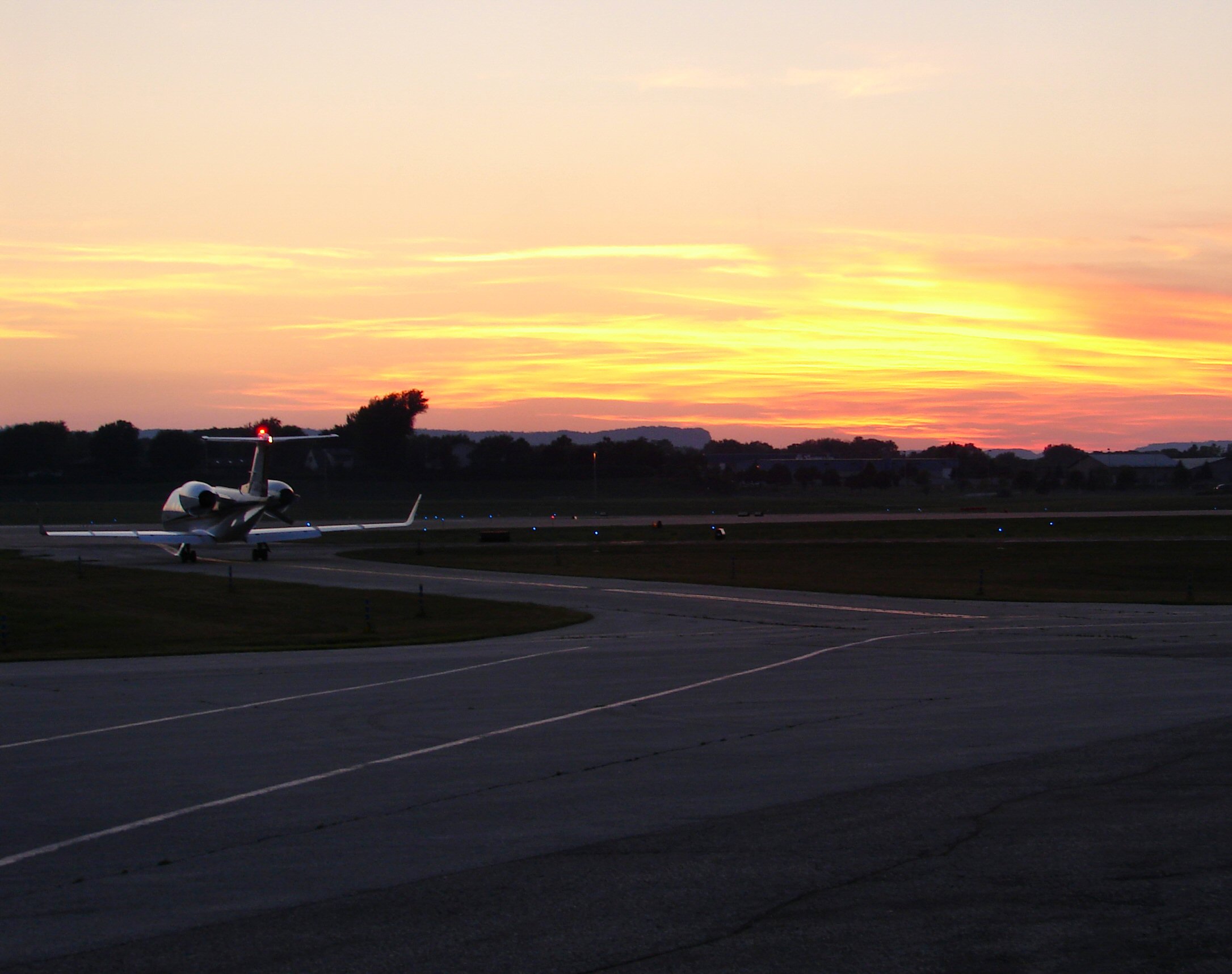 Sunset departure (293098133).jpg