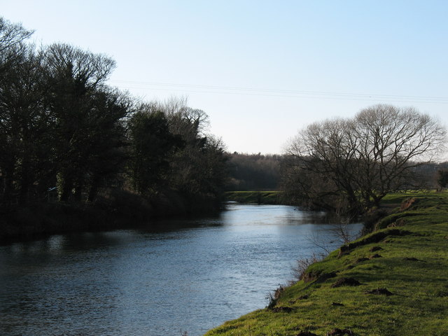 File:The Swale at Baldersby Park - geograph.org.uk - 333658.jpg