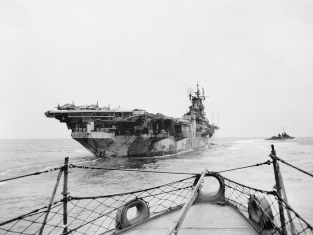 File:USS Yorktown (CV-10) aft view c1945.jpg