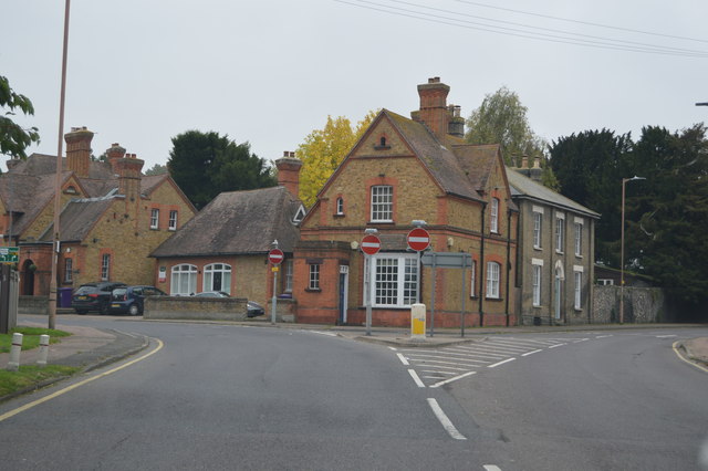 File:A10 in Royston - geograph.org.uk - 4784550.jpg