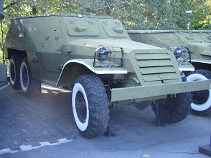 File:BTR-152.jpg