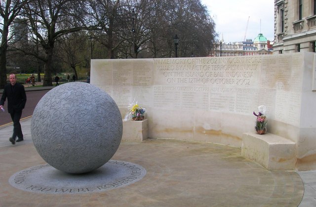 File:Bali bombing memorial, Horse Guards Road SW1 - geograph.org.uk - 1317951.jpg