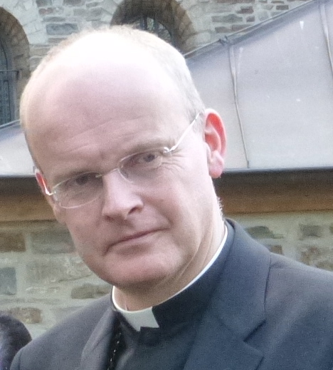 File:Bischof Franz-Josef Overbeck.JPG