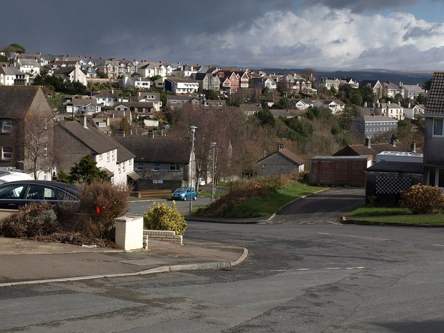 Chichester Crescent, Saltash - geograph.org.uk - 1194322