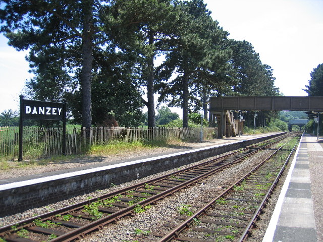 File:Danzey railway station in 2005.jpg