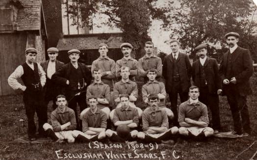 File:Esclusham White Stars 1908-09.jpg