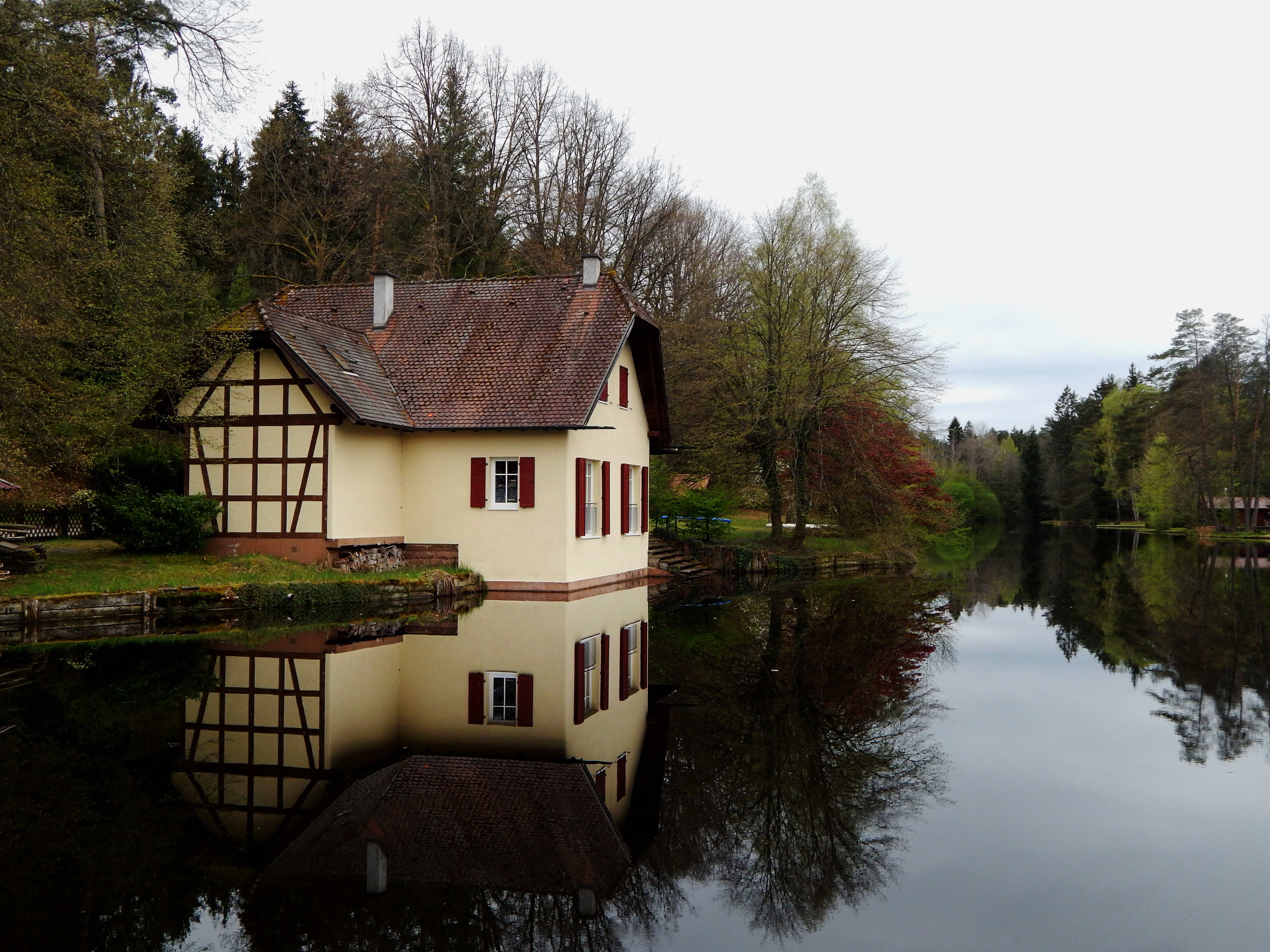 File:Haus am See, Ludwigswinkel, Biosphärenreservat ...