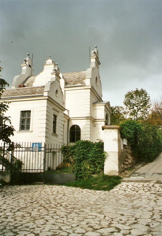 Mikulov cemetery 01.jpg