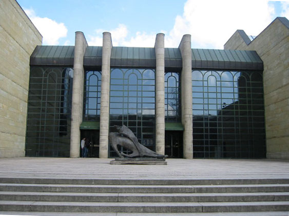 File:Neuepinakothek.JPG