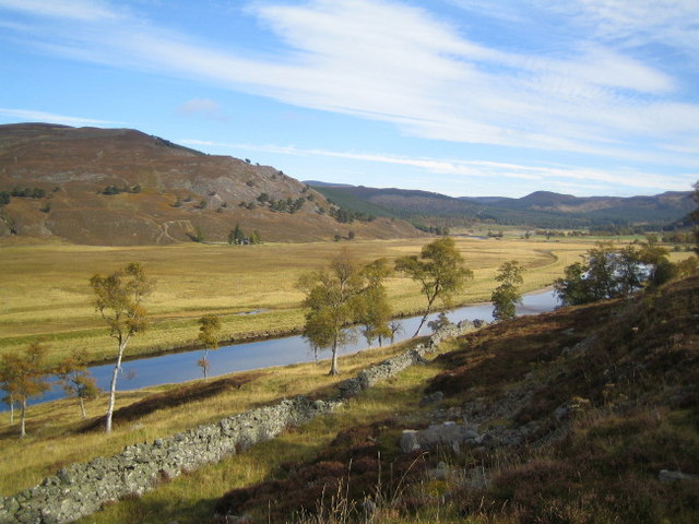 File:River Dee below Dalgowan - geograph.org.uk - 579293.jpg