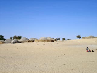 File:Sahara Desert Tribal Camp.jpg