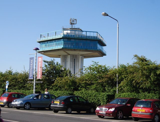 File:The elevated restaurant, Lancaster Services - geograph.org.uk - 1348926.jpg
