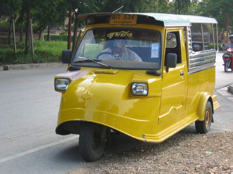 File:Three-wheeled vehicle at Thailand.jpg - Wikimedia Commons