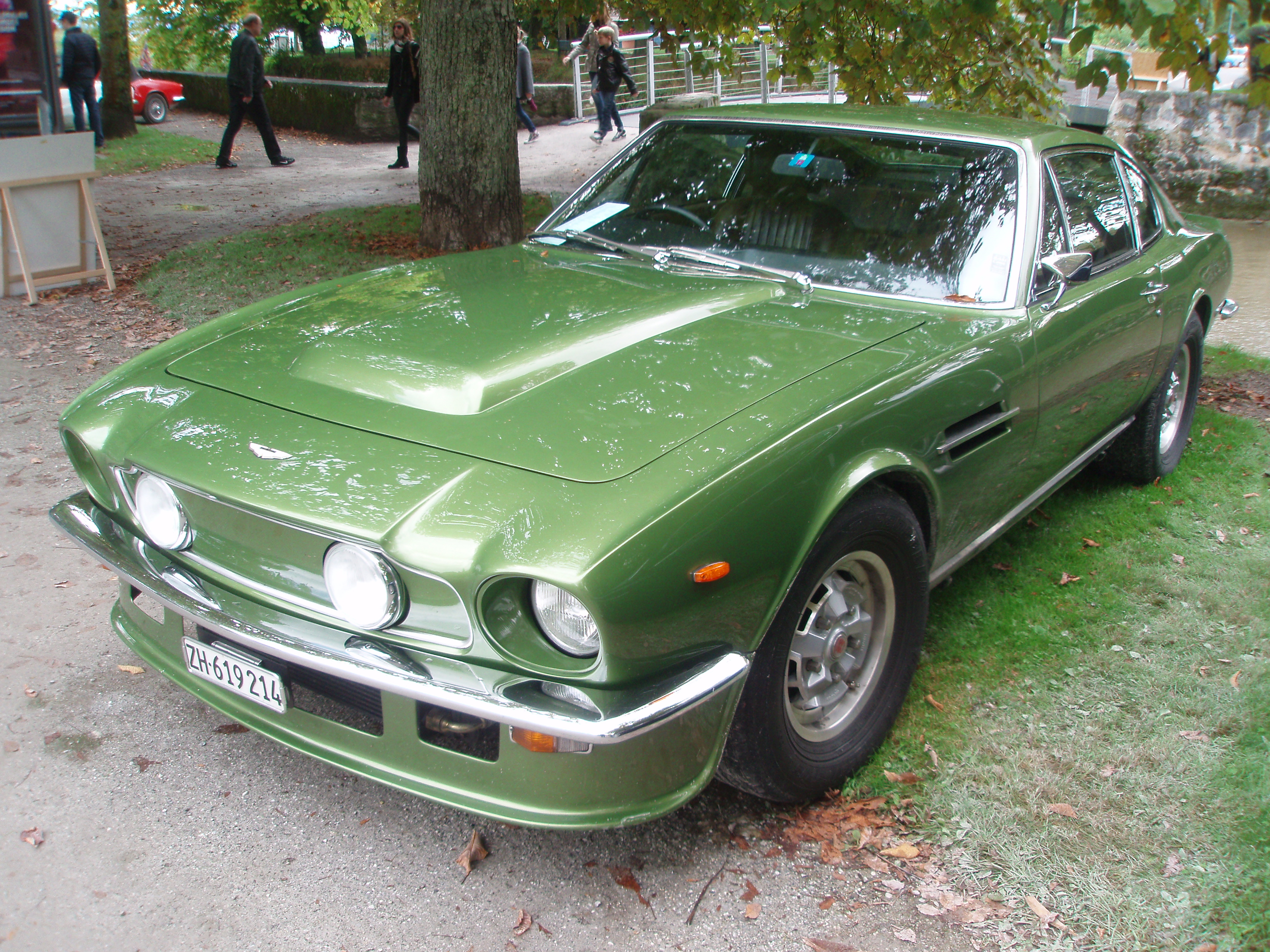 Aston Martin 2013 v8 Vantage s