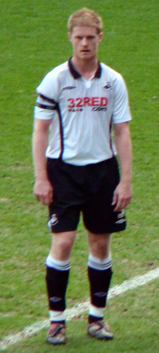 Tate playing for [[Swansea City A.F.C.|Swansea City]] in 2010