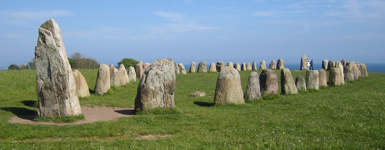 Mégalithe - Définition Ales_stenar_bred