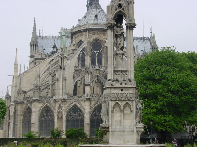 File:Apse of Notre-Dame de Paris, November 2004 001.jpg