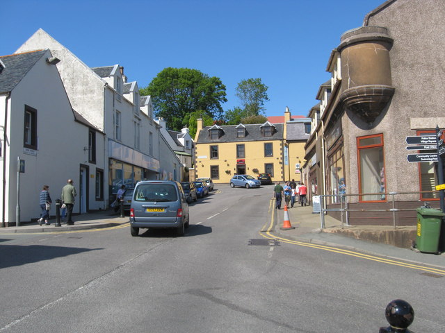 File:Bank Street, Port Righ (Portree) - geograph.org.uk - 1353645.jpg