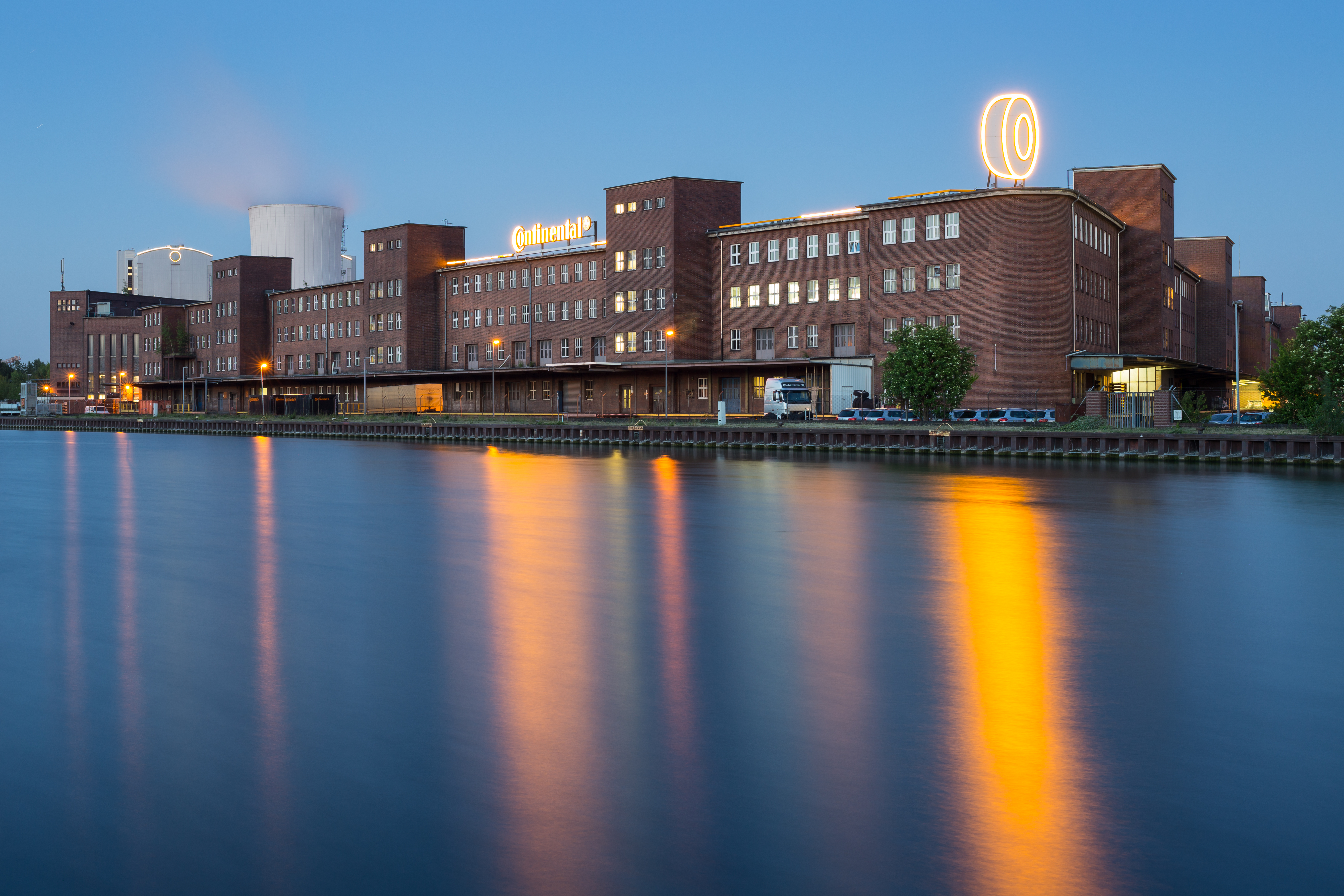 File Continental Ag Tire Factory Mittellandkanal Stoecken Hannover Germany 03 Jpg Wikimedia Commons