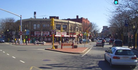 The population density of Somerville in Massachusetts is 6924.5 people per square kilometer (17951.18 / sq mi)