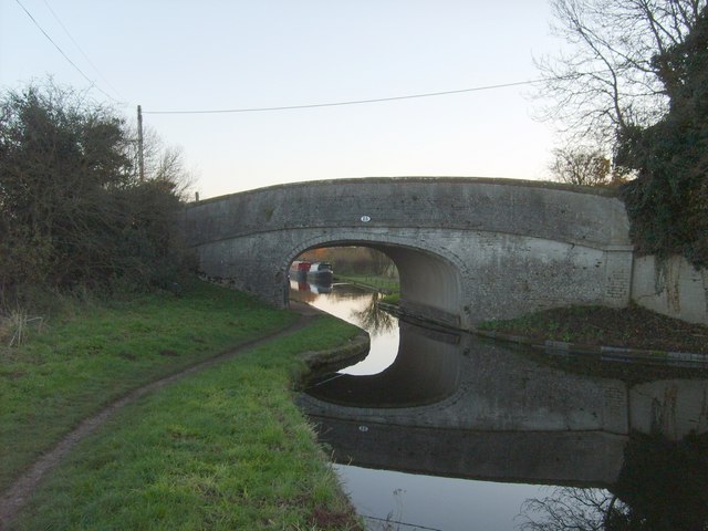 File:Eskew Bridge - geograph.org.uk - 622032.jpg