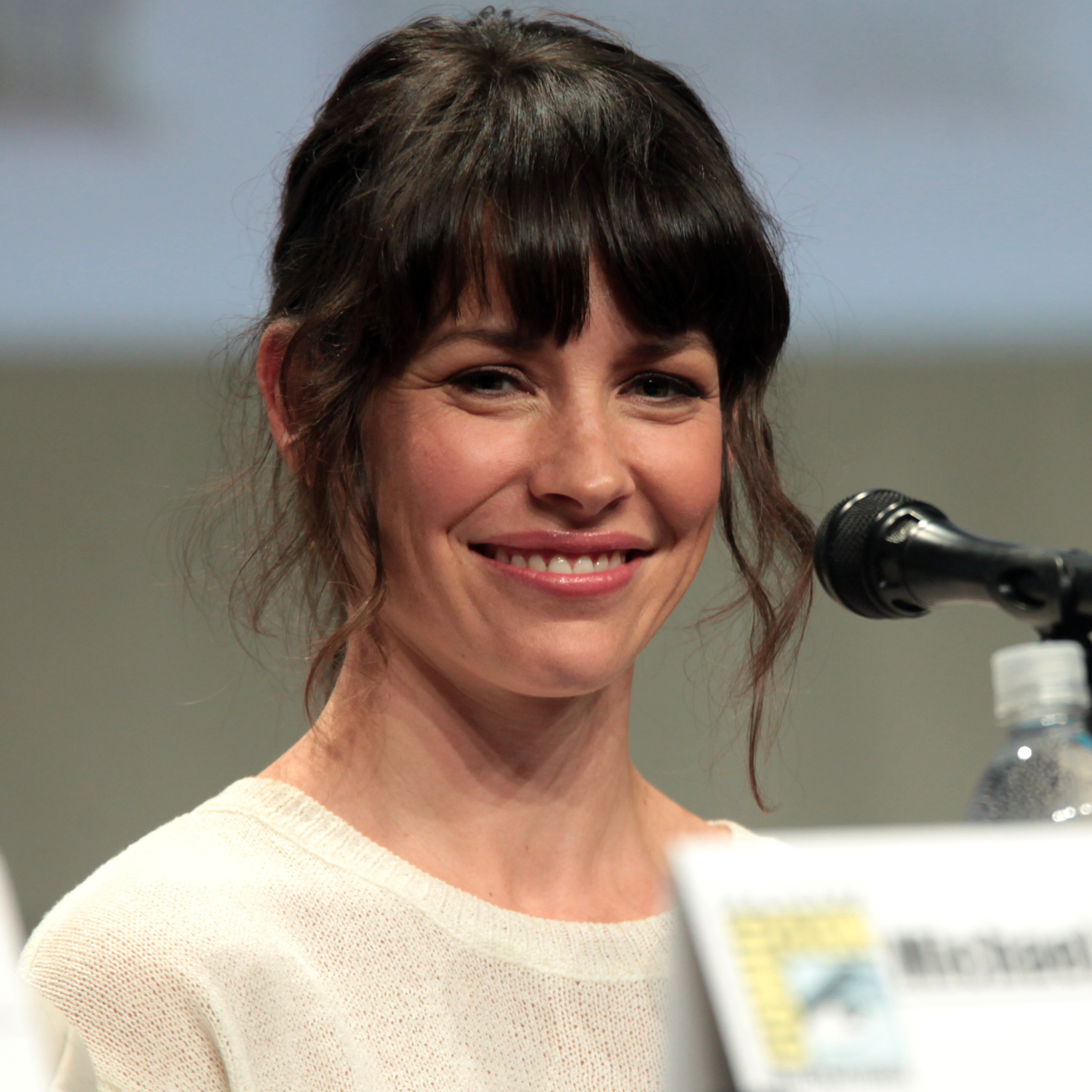 Nicole evangeline lilly