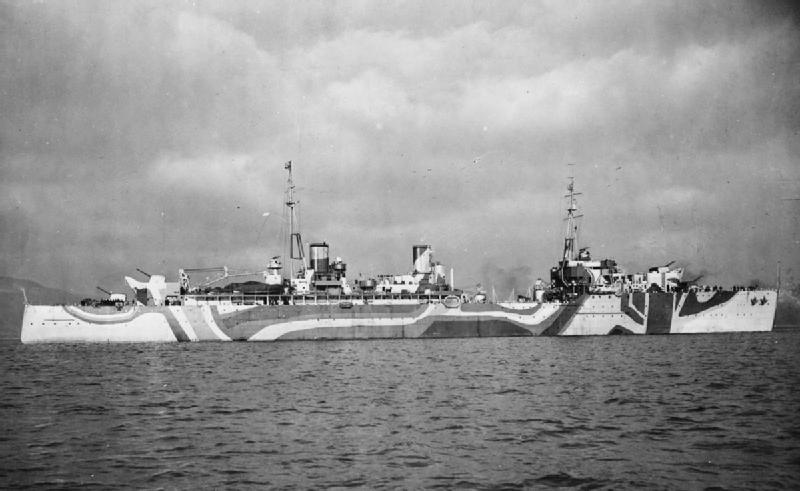 HMS_Adamant_FL148.jpg