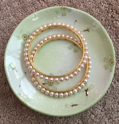 File:Hyderabad Pearls bangles.jpg