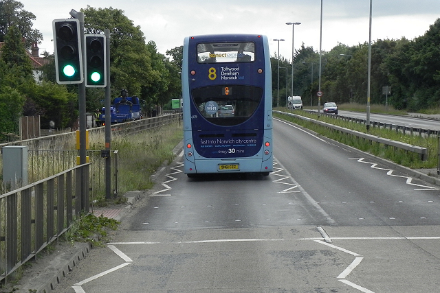 File:Konnectbus on the A11 towards Norwich - geograph.org.uk - 4726607.jpg