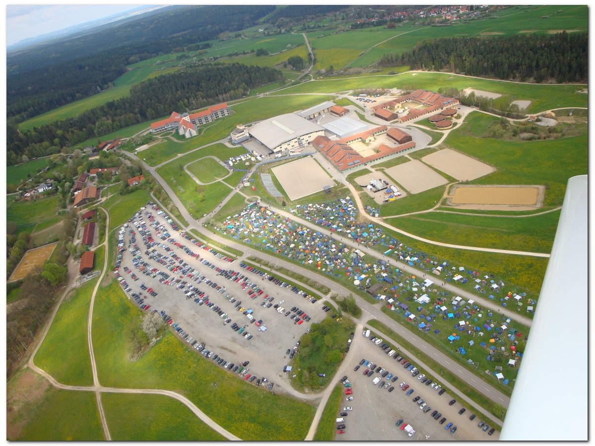 File:Luftbild Ragnarök Festival 2010  - Wikimedia Commons