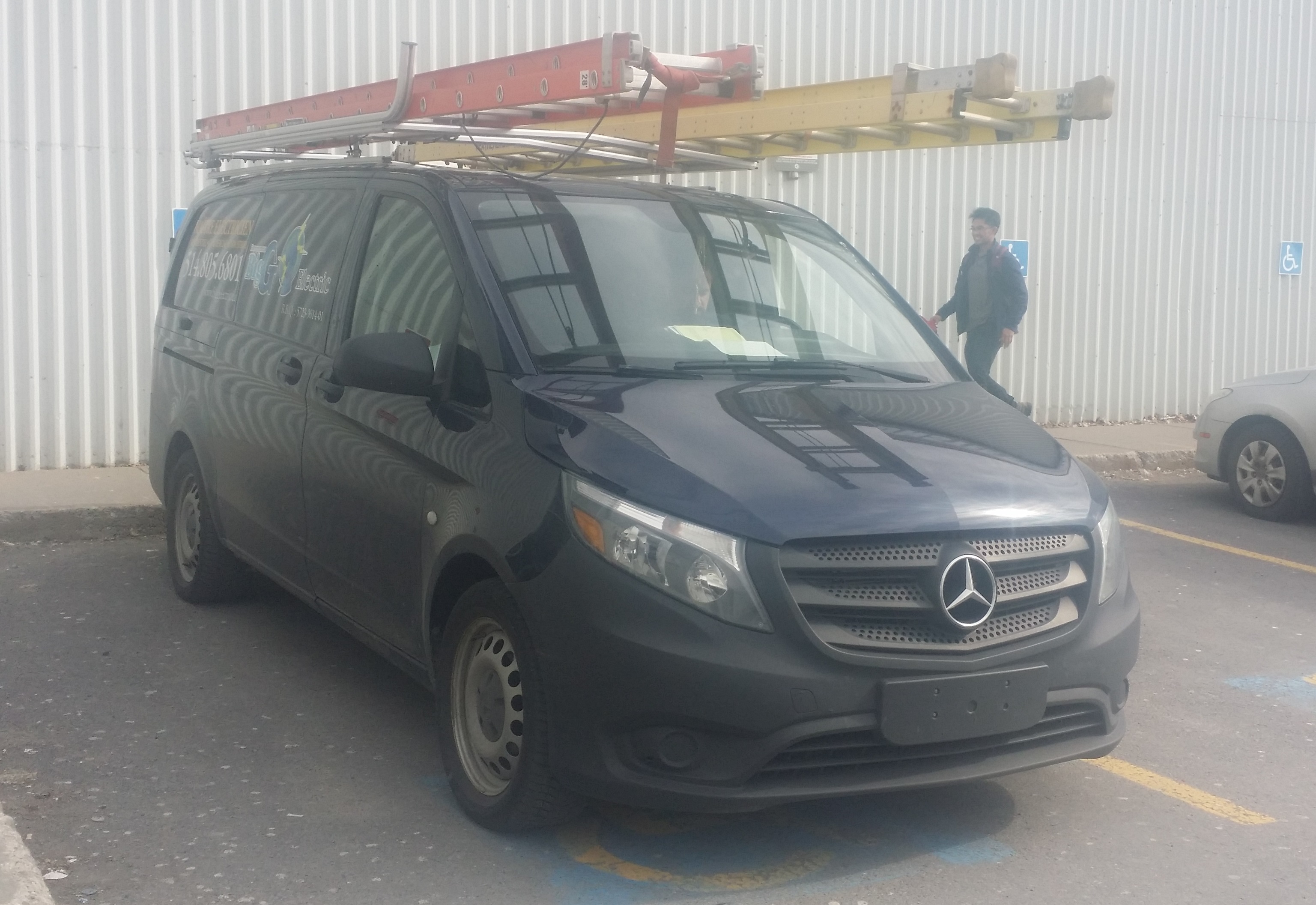 File Mercedes Benz Metris Big Go Jpg Wikimedia Commons