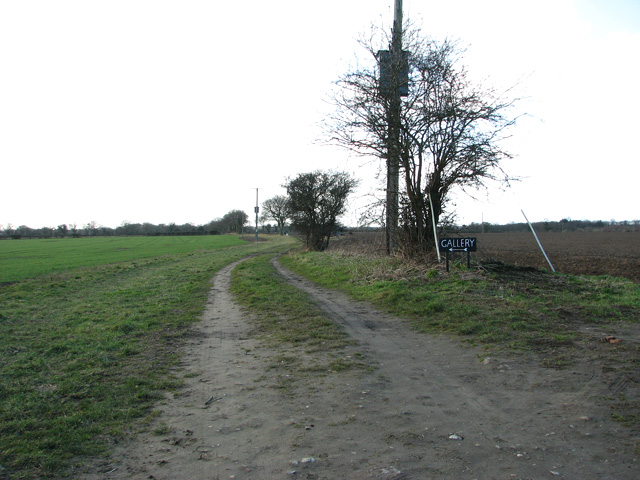 File:Miles's Loke, Catfield - geograph.org.uk - 2811967.jpg