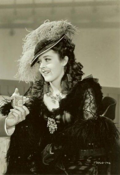 File:Peggy Moran Spring Parade (1940).jpg