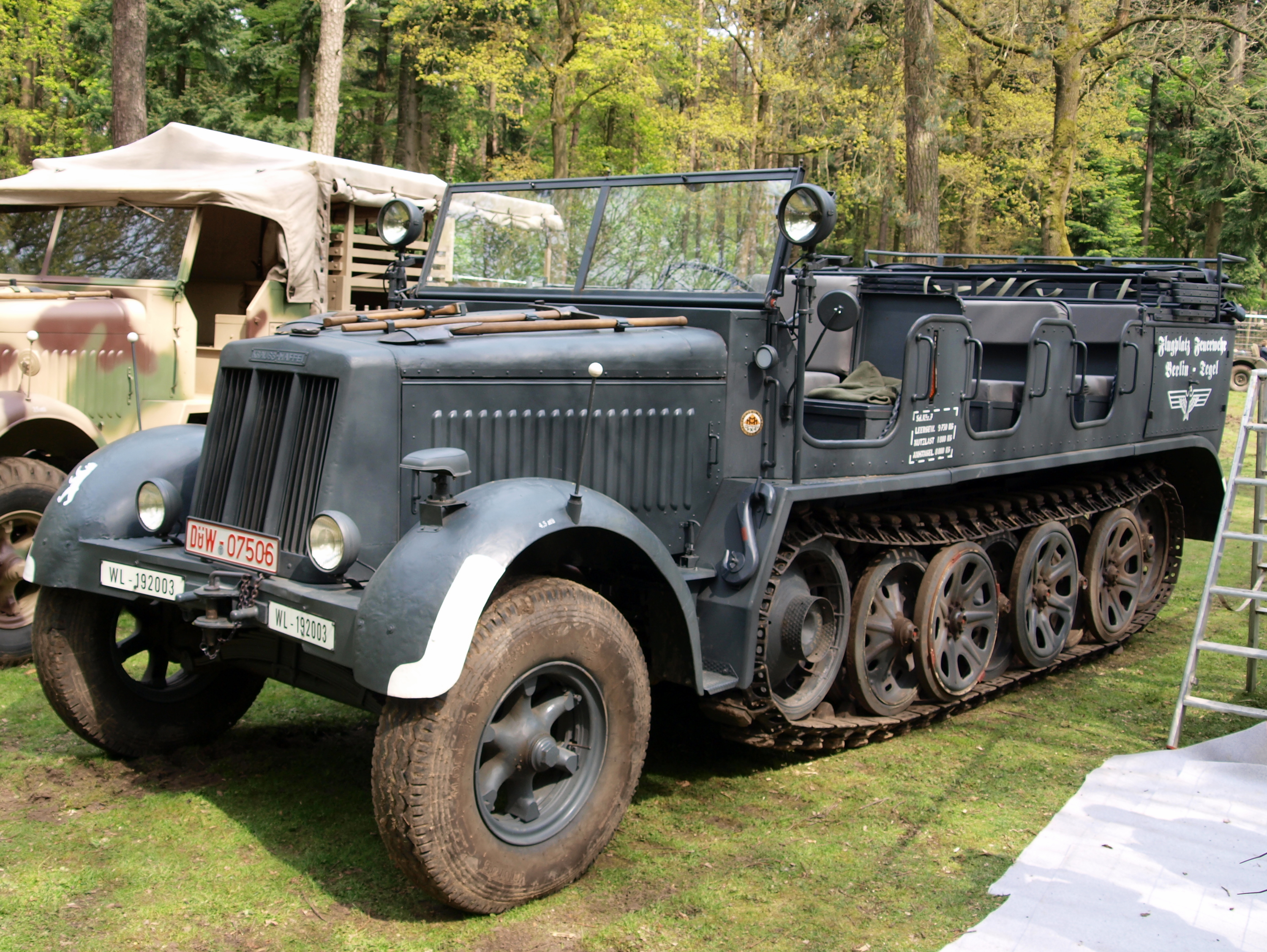 Sd.Kfz. 7 – Wikipedia