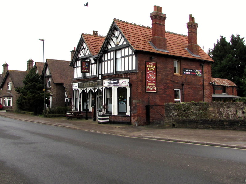 File:The Cross Keys, Lydney - geograph.org.uk - 5738527.jpg