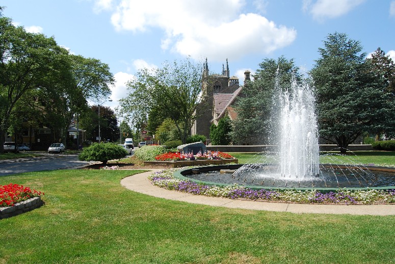 File:Vietnam Memorial Fountain Taunton.jpg