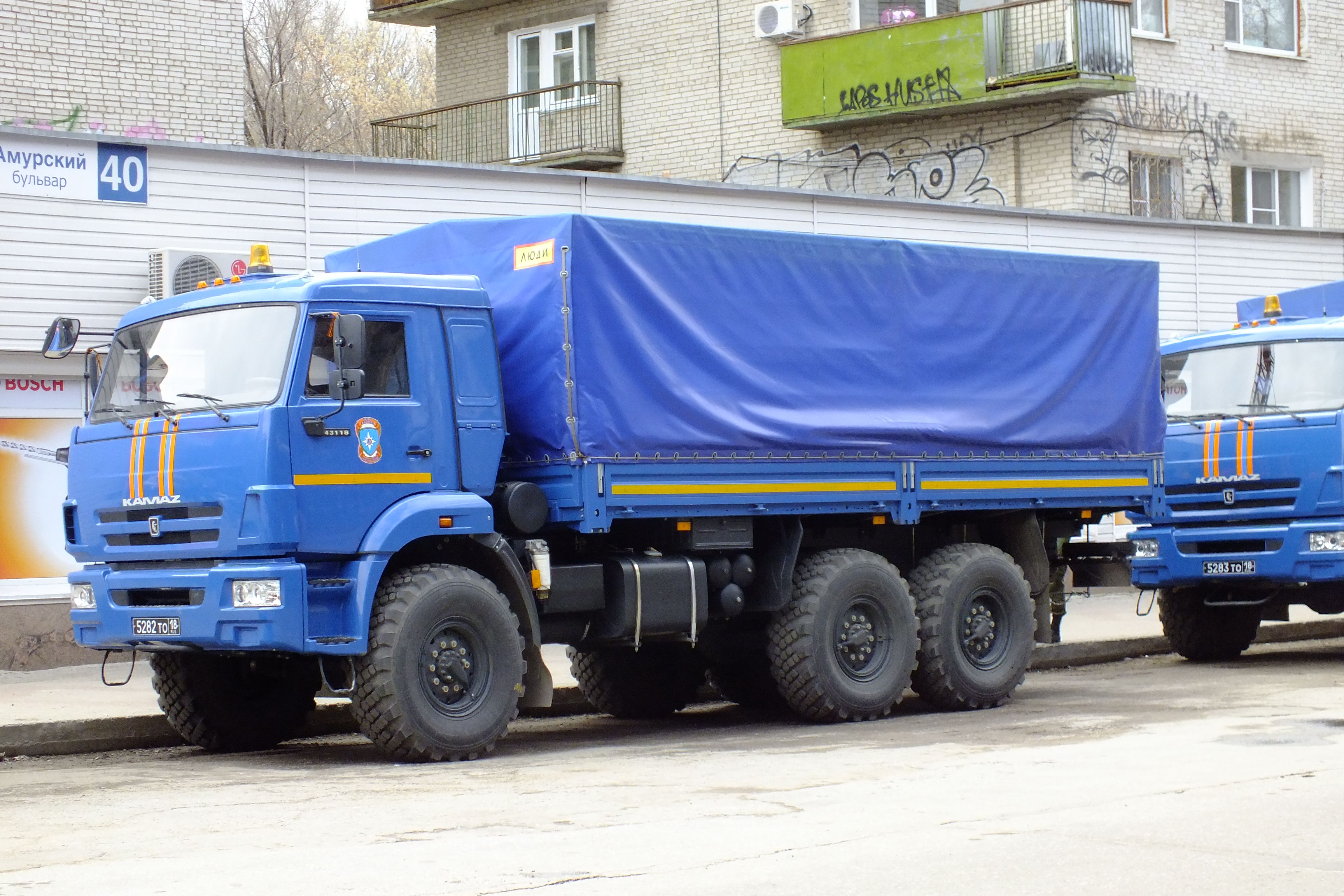 1 камаз 43118. КАМАЗ 43118 грузовой. КАМАЗ 43118 бортовой. КАМАЗ 43118-011-10. КАМАЗ 43118 тентованный.