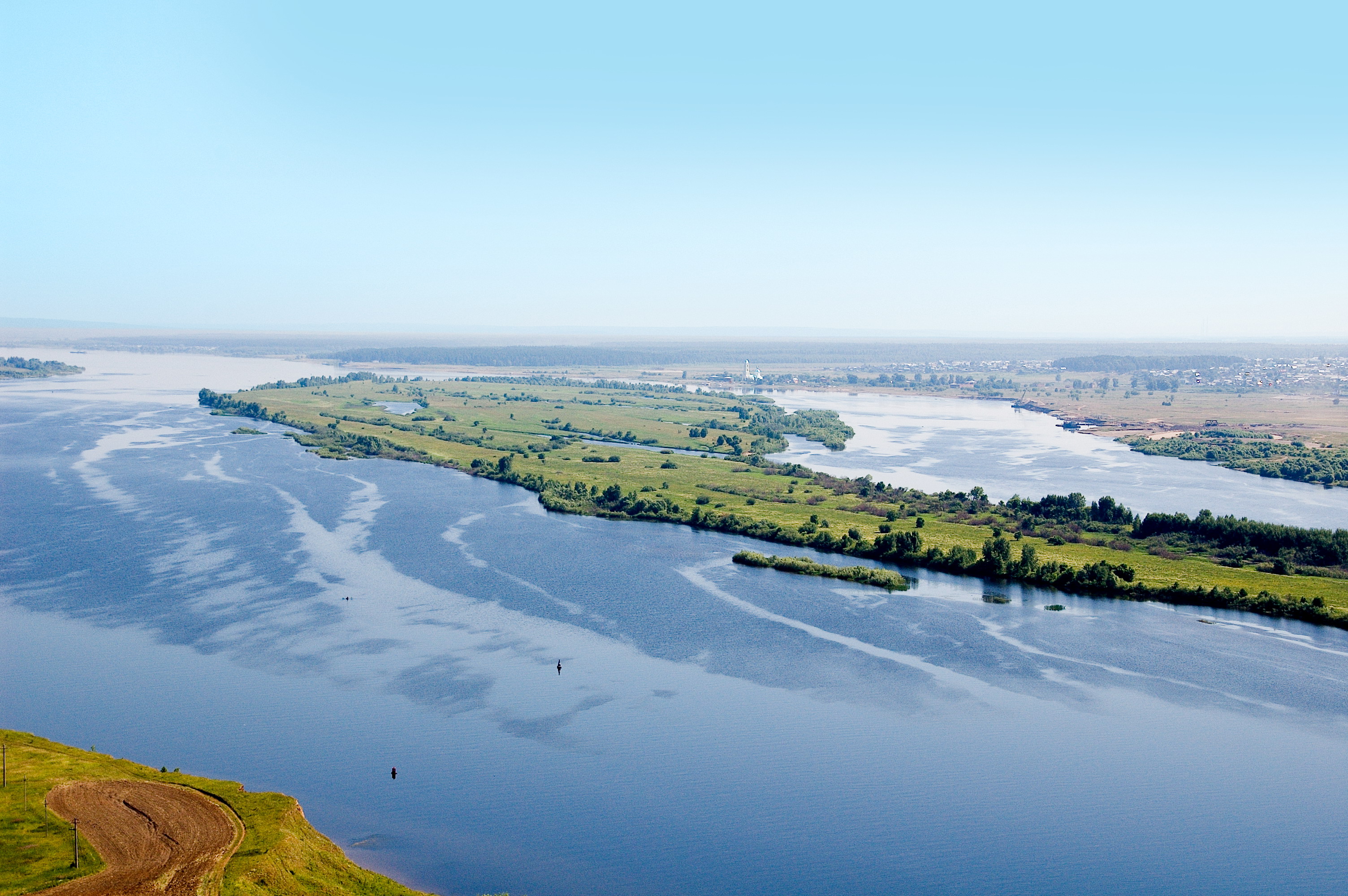 Река кама. Река Кама в Татарстане. Кама Николо Березовка. Река Кама Воткинское водохранилище. Река Кама Николо Березовка.