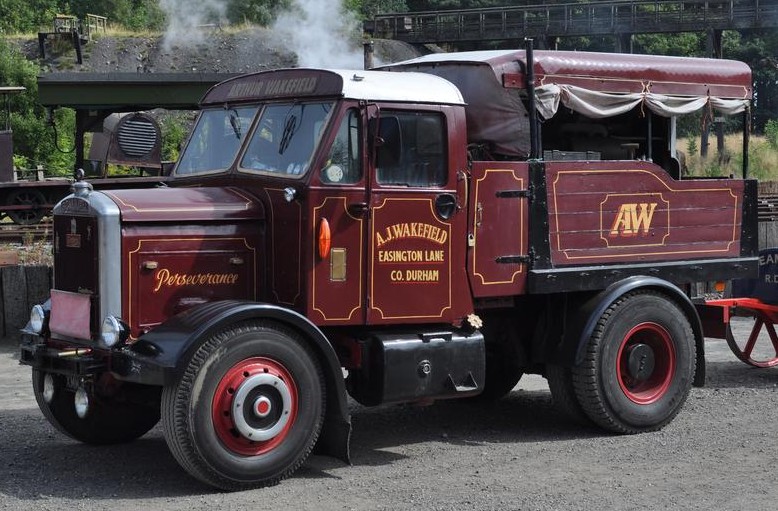 File:AJ Wakefield ballast tractor "Perseverance" (XMM 73), Beamish Museum, 1 September 2011 (cropped).jpg