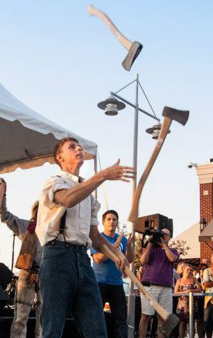 File:Axe Juggling World Record.png