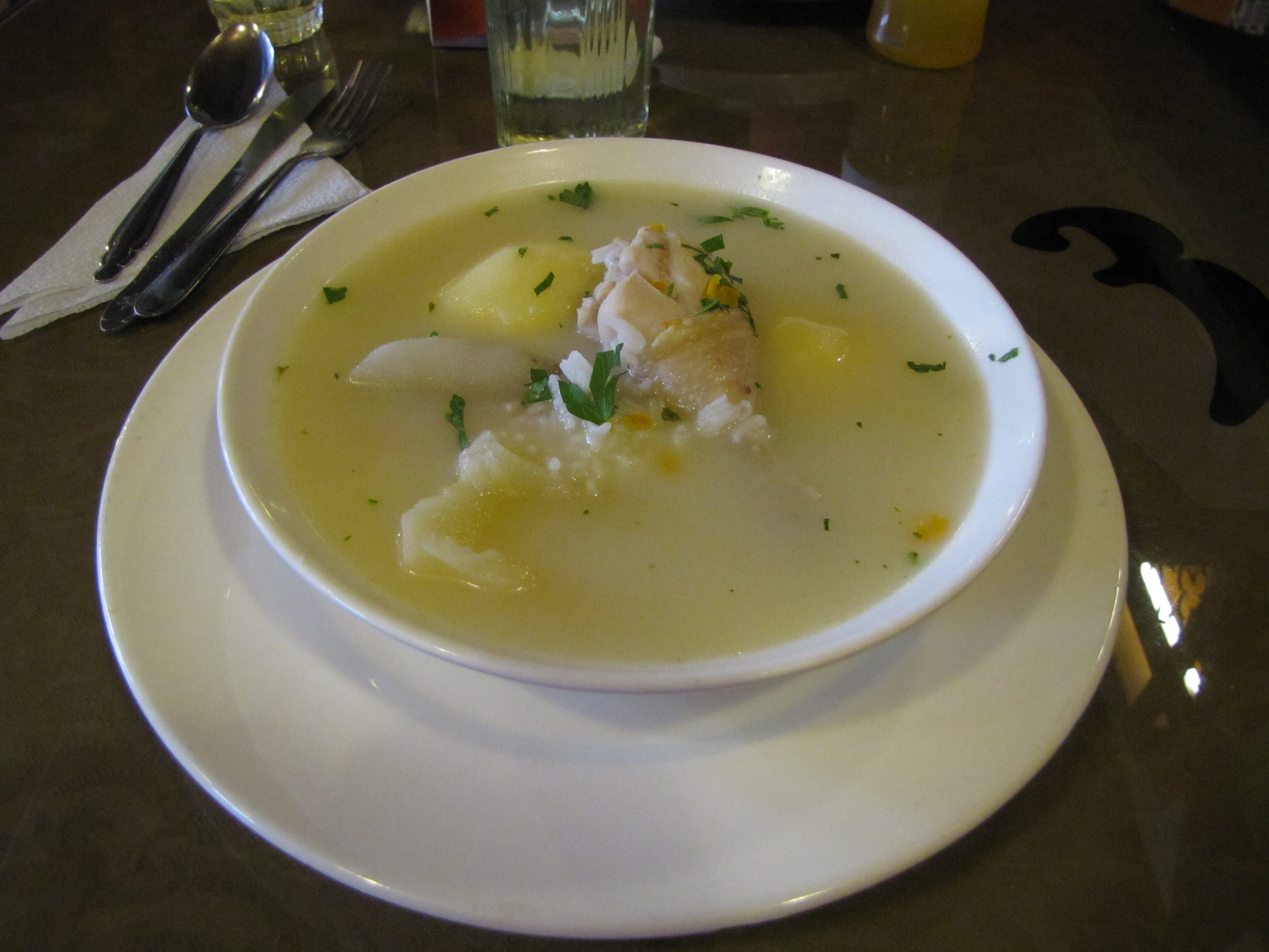 File:Caldo blanco peru.jpg - Wikimedia Commons