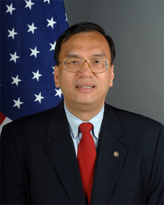 Consul General An Le 500.jpg