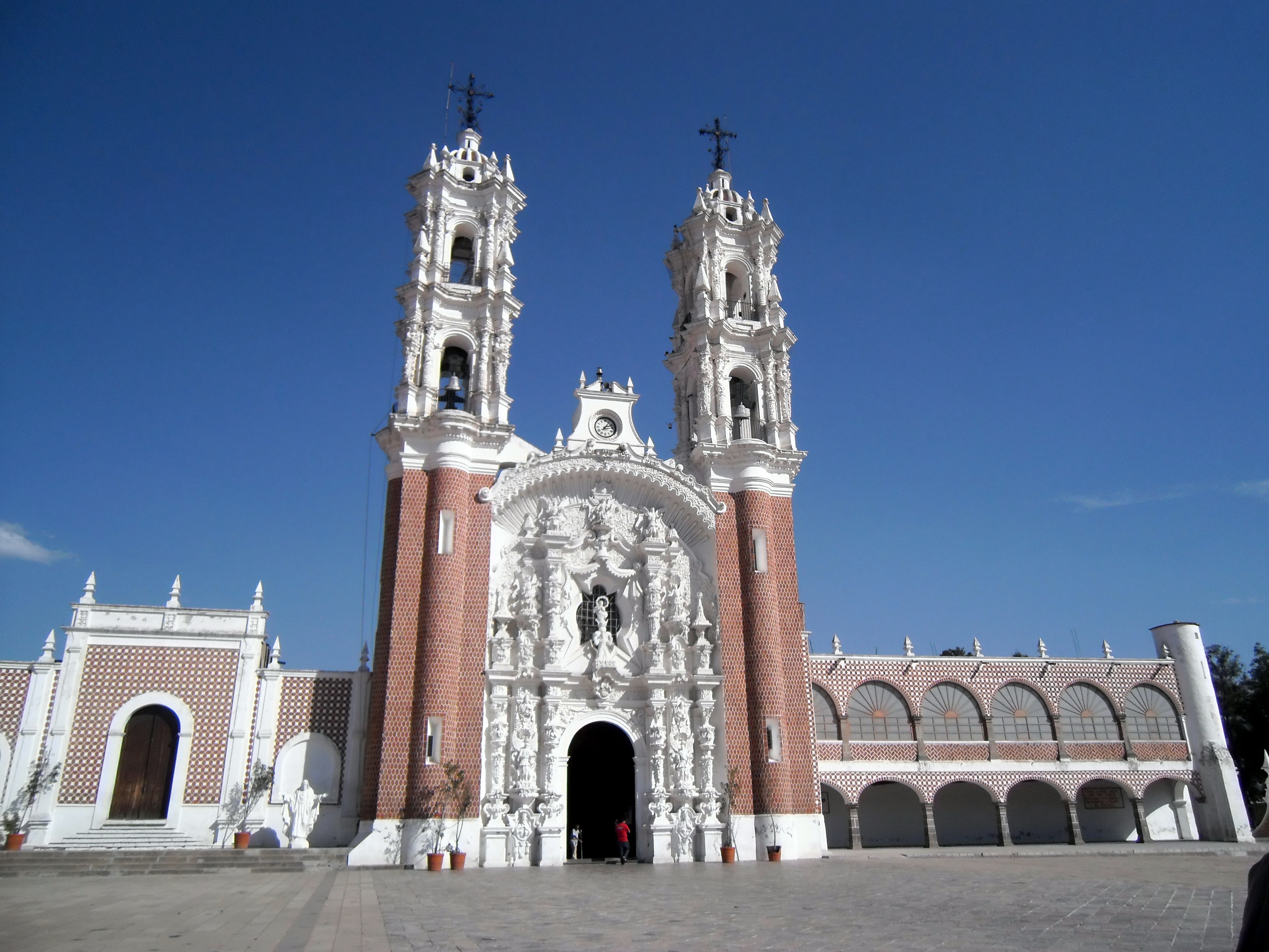 SANTUARIO DE LA VIRGEN DE OCOTLÁN TLAXCALA MEXICO