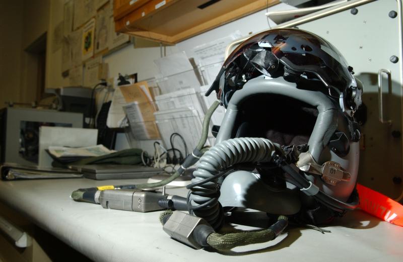 f 22 helmet