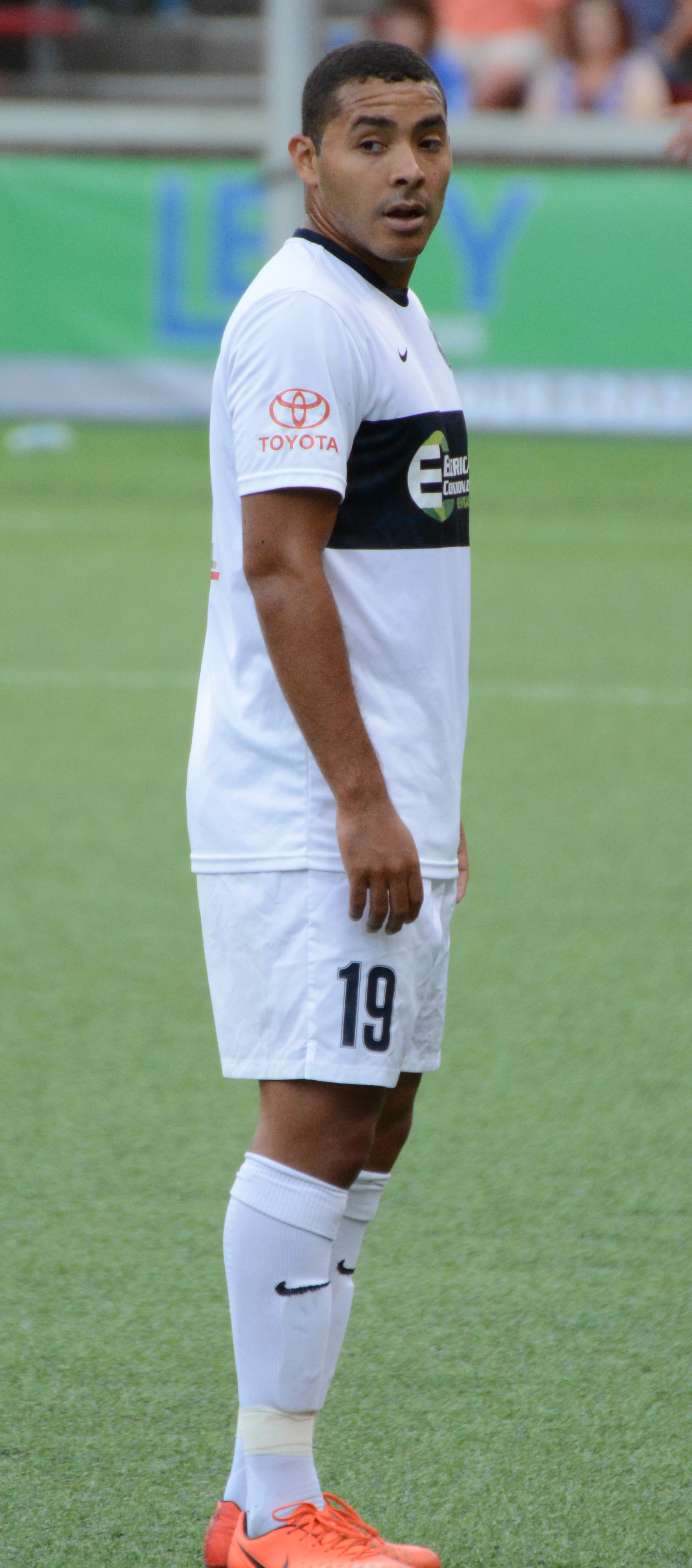 Angulo with Saint Louis in 2017